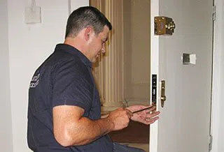 Safe Key Locksmith Service Denver, CO 303-729-2880 - locksmith-6